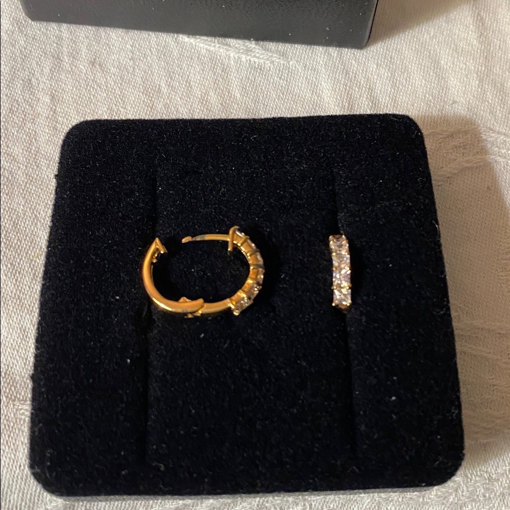 HSN Absolute Diamonique Gold Women's Teens Earrings NWOT Vermeil - Picture 2 of 6
